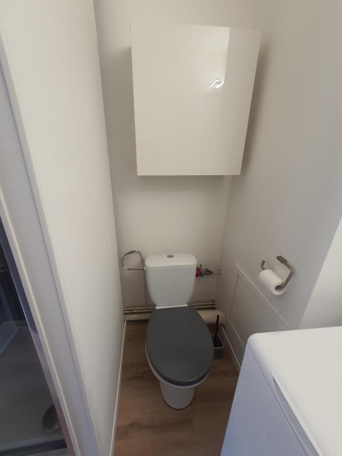 Studio Au Calme Espace Exterieur Parking Gratuit Dans La Rue Grenoble Bagian luar foto